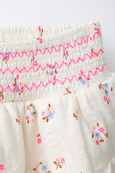 FLORAL TEXTURED BERMUDA SKORT - Ecru by Zara