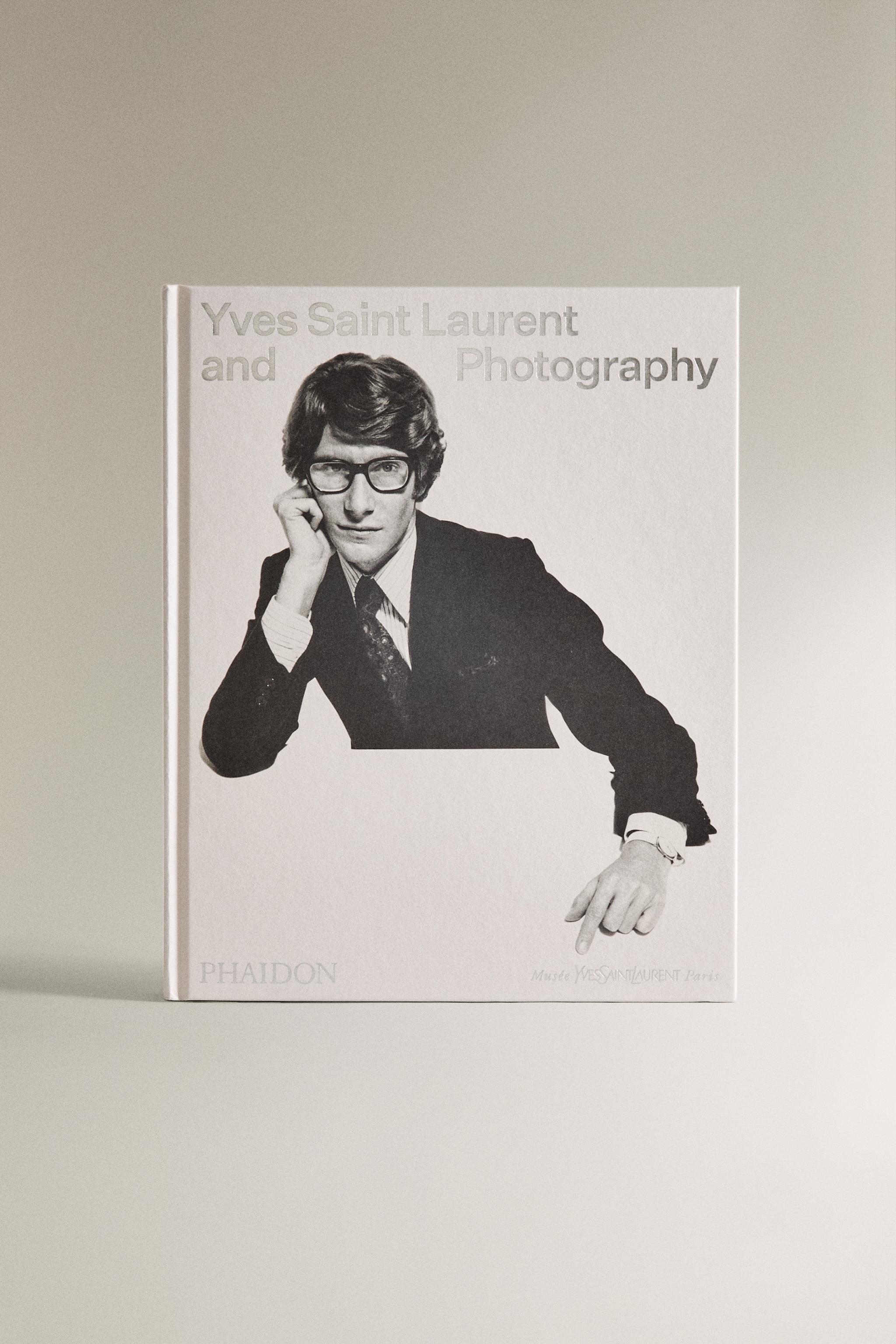 Yves Saint Laurent 洋書　写真集 イヴ・サンローランと写真集（英語） - ホワイト | ZARA Japan / 日本