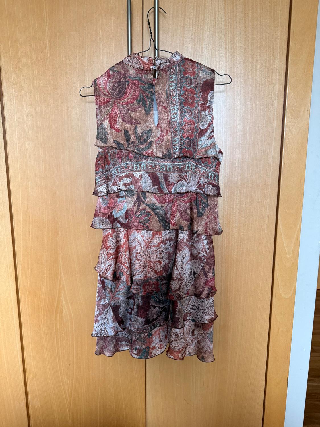 RUFFLED PRINTED MINI DRESS - Image 2