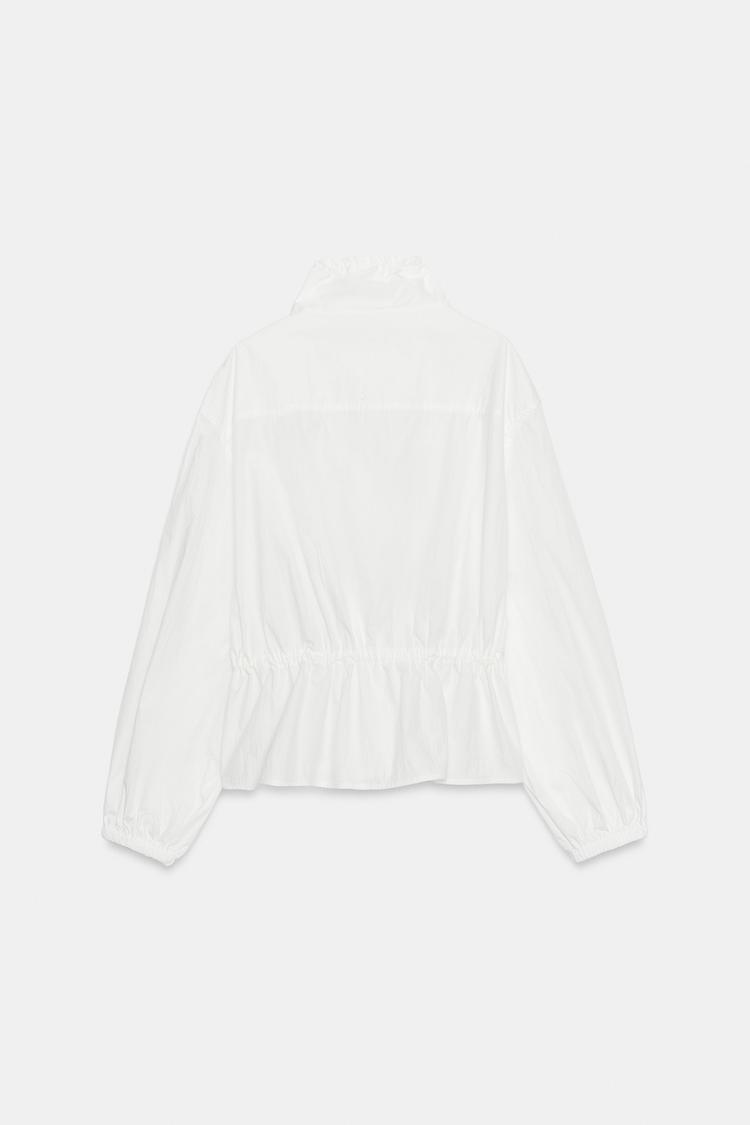 Chaqueta de cuello alto con cordón 3