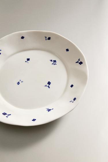 ASSIETTE PLATE PORCELAINE FLEUR - Blanc / Bleu marine de Zara - Image 2
