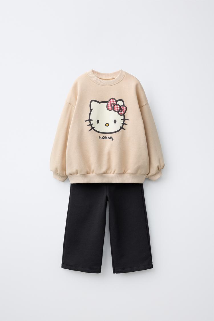 CONJUNTO FELPA HELLO KITTY © SANRIO