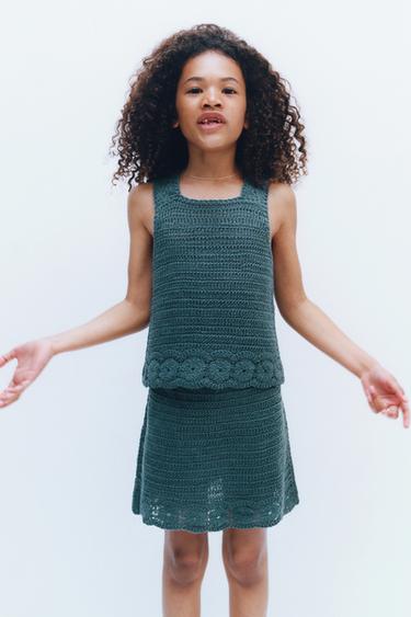 TOP EN MAILLE EN CROCHET À FLEURS - Bleu canard de Zara