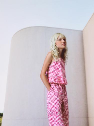 TOP MET LINNEN EN PRINT - Roze / Wit van Zara
