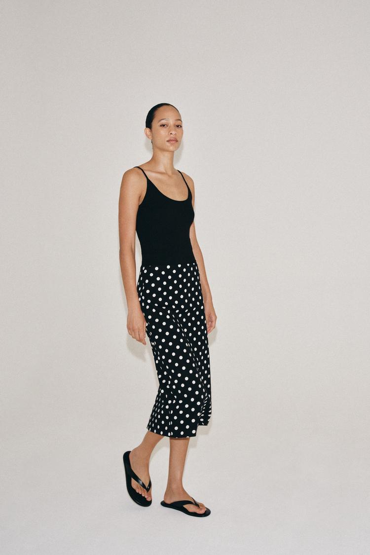Falda midi de lunares de la colección ZW 6