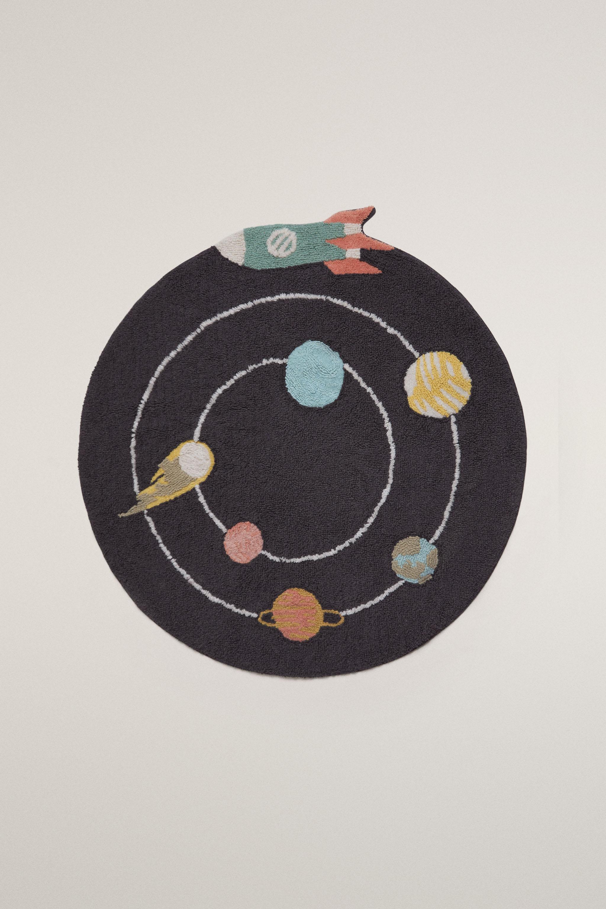 KIDS' SPACE AREA RUG
