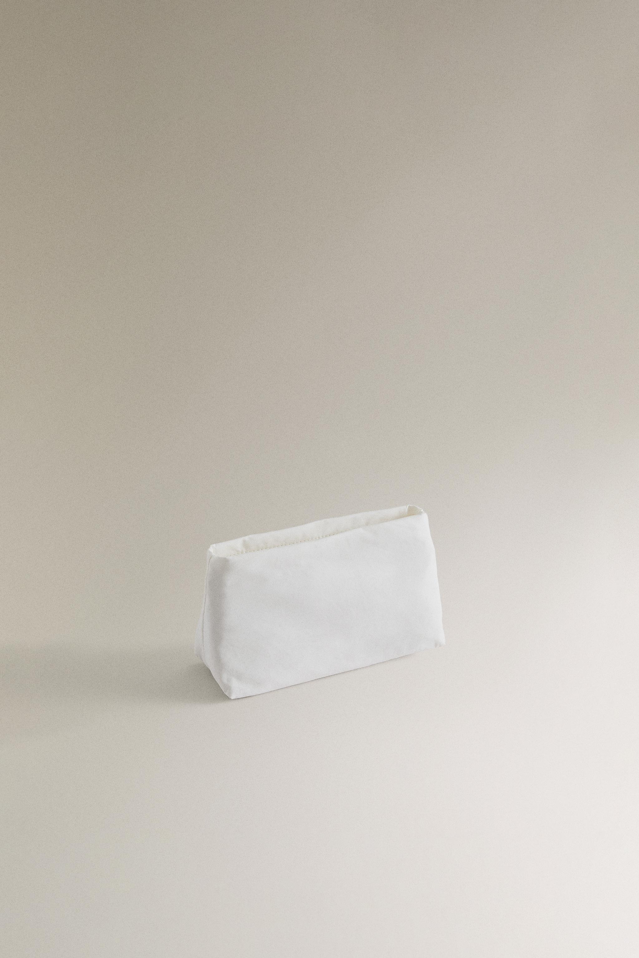 TROUSSE DE TOILETTE TISSU TECHNIQUE