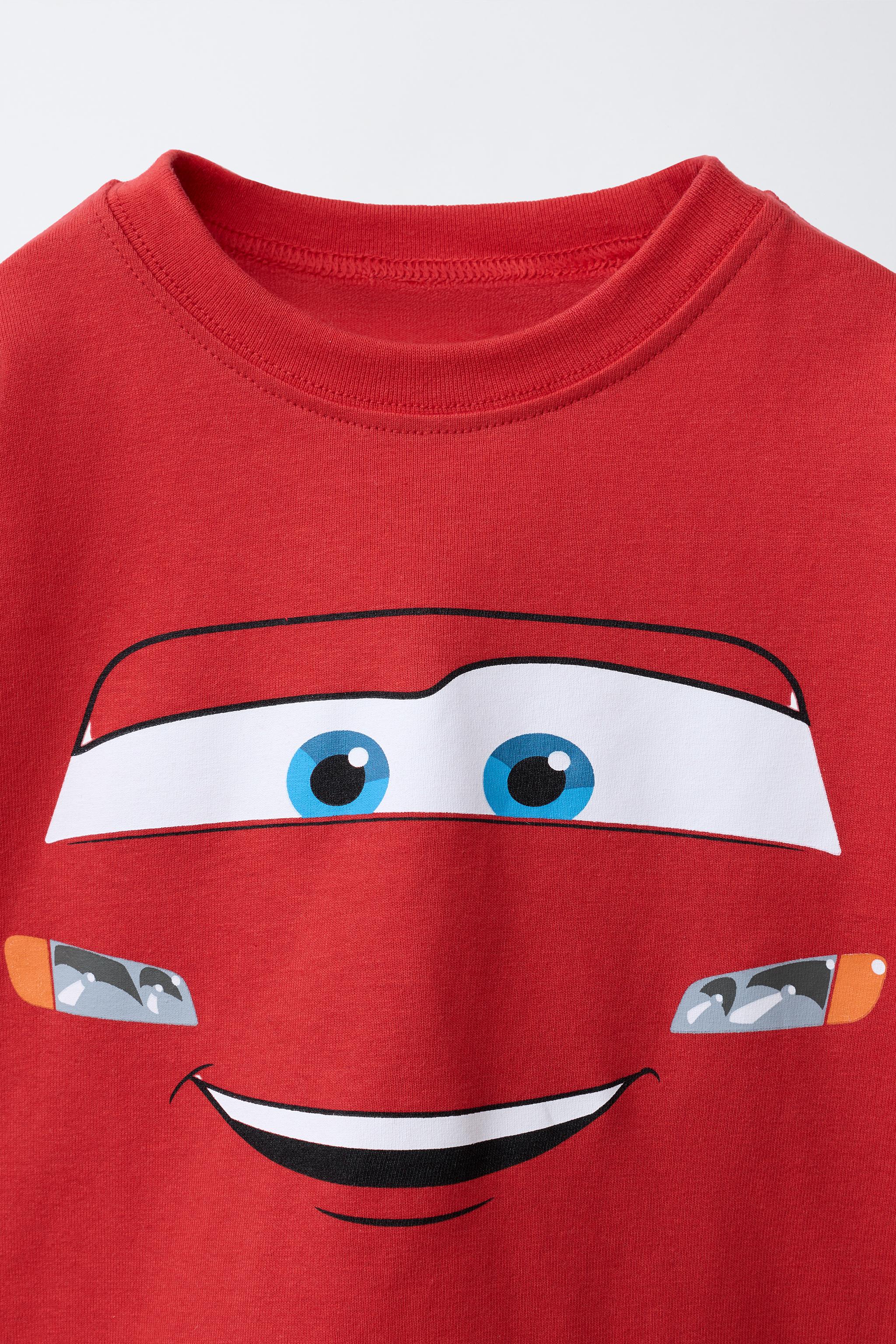 ENSEMBLE T-SHIRT ET SHORT CARS FLASH MCQUEEN © DISNEY/PIXAR