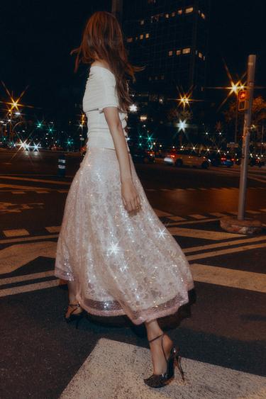 TOP EN MAILLE ÉPAULES DÉNUDÉES - Écru de Zara