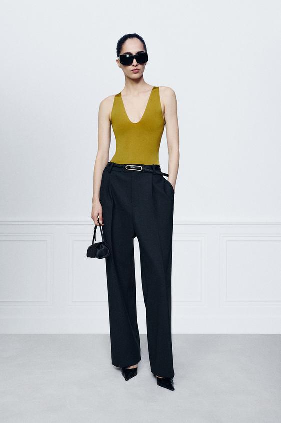 بودي بياقة V - ذهبي الخاص بـ Zara - صورة 0
