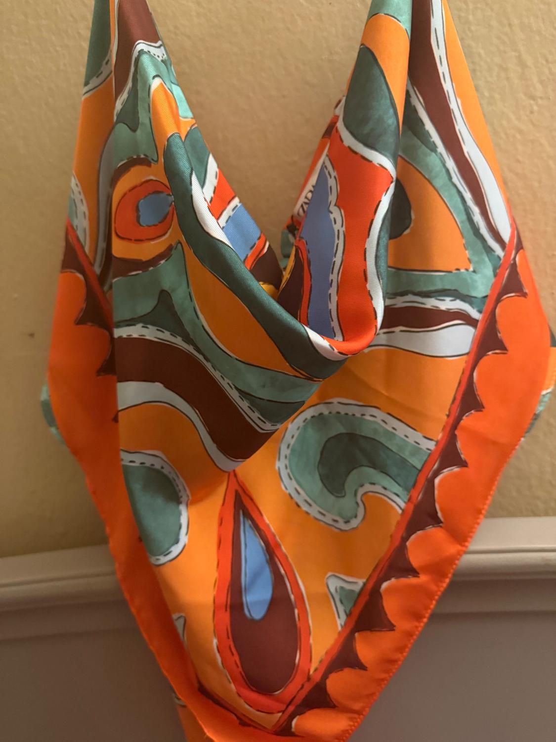 STRAPPY BANDANA TOP - Image 2
