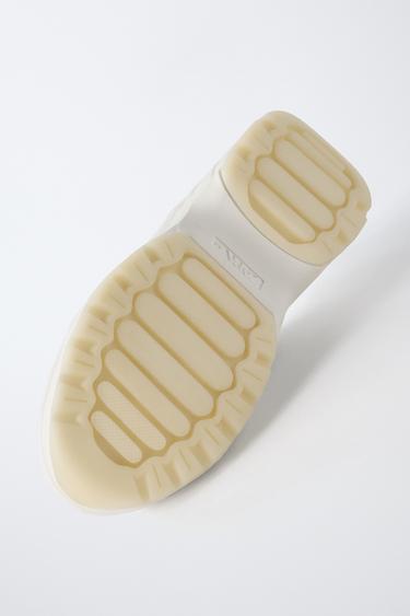 BASKET À SEMELLES ÉPAISSES - Blanc de Zara - Image 6