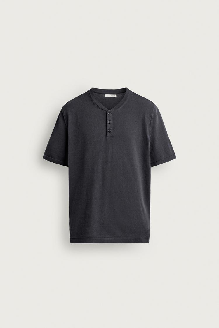 KNIT HENLEY T-SHIRT
