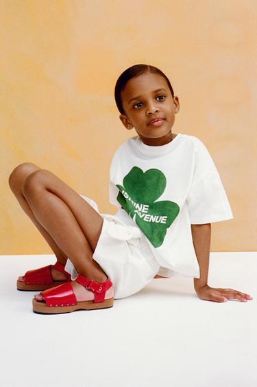 LAKLEREN CLOGS - Rood van Zara