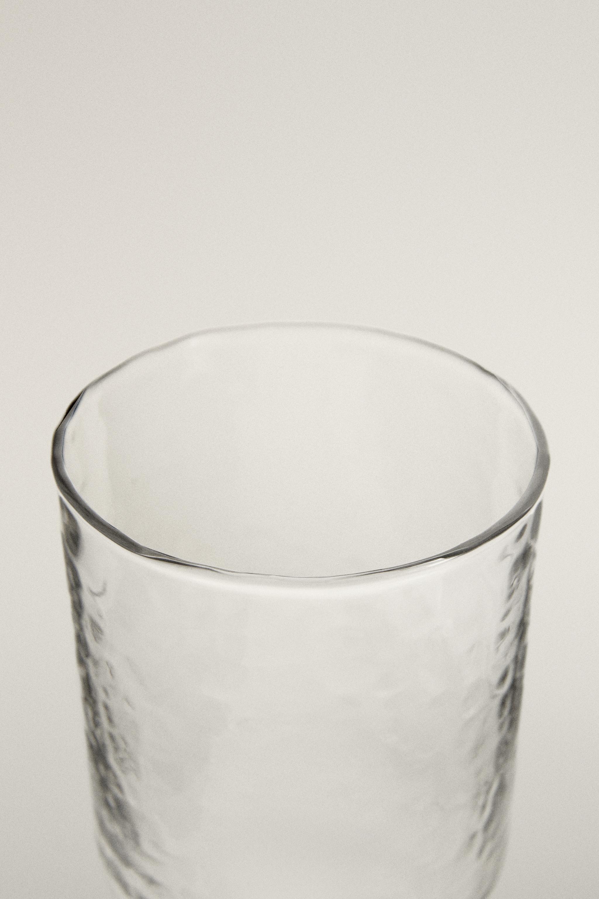 HAMMERED GLASS — Transparent