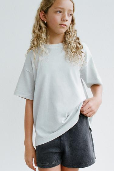 برمودا قطيفة بمظهر مغسول - رمادي أنثراسايت الخاص بـ Zara