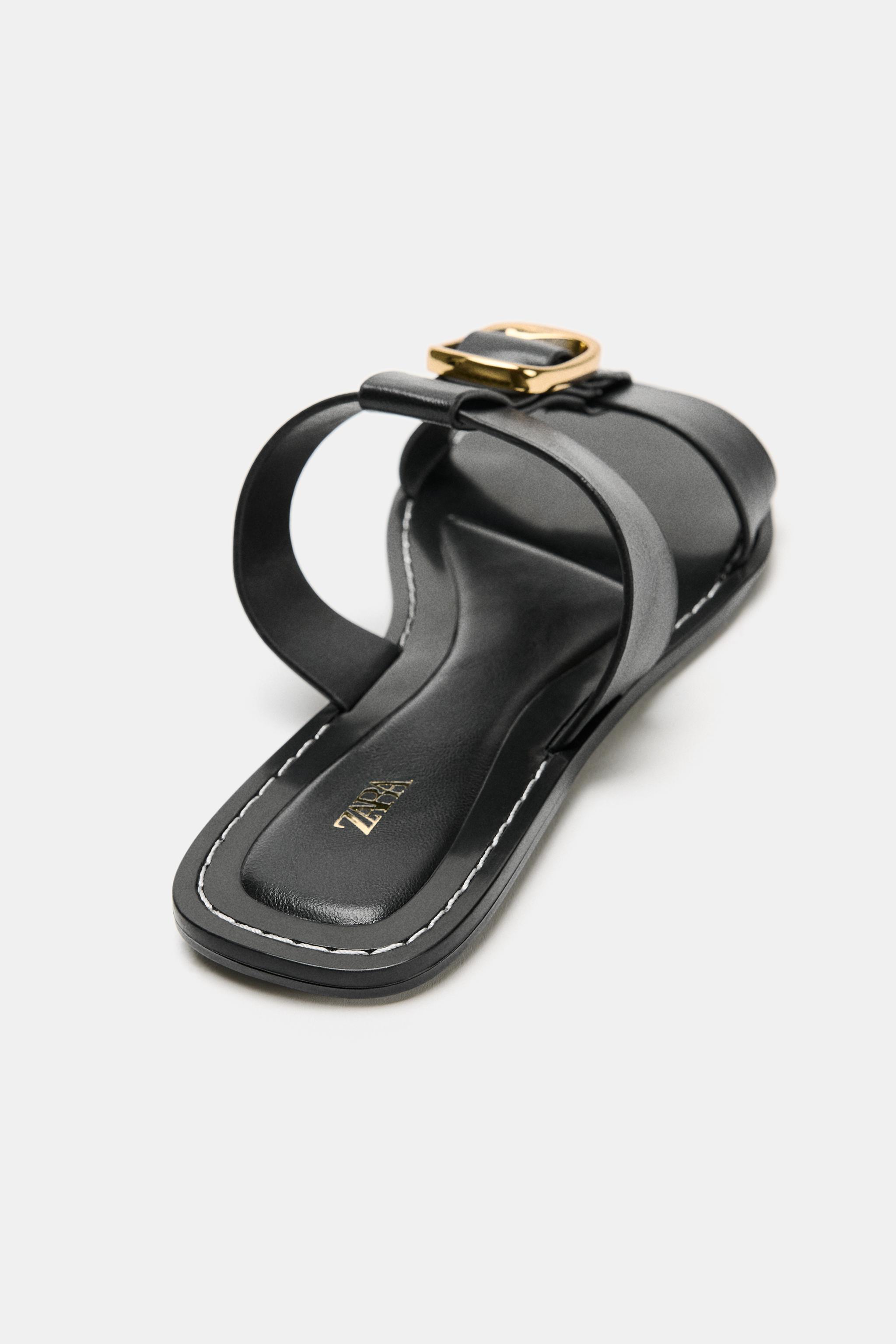 バックル付きフラットサンダル - ブラック | ZARA Japan / 日本