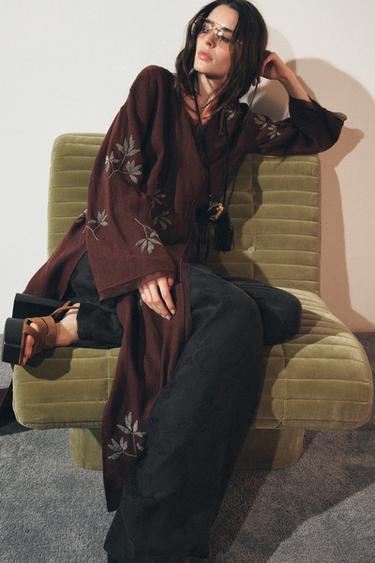 ZW COLLECTION EMBROIDERED LINEN KIMONO - Burgundy by Zara