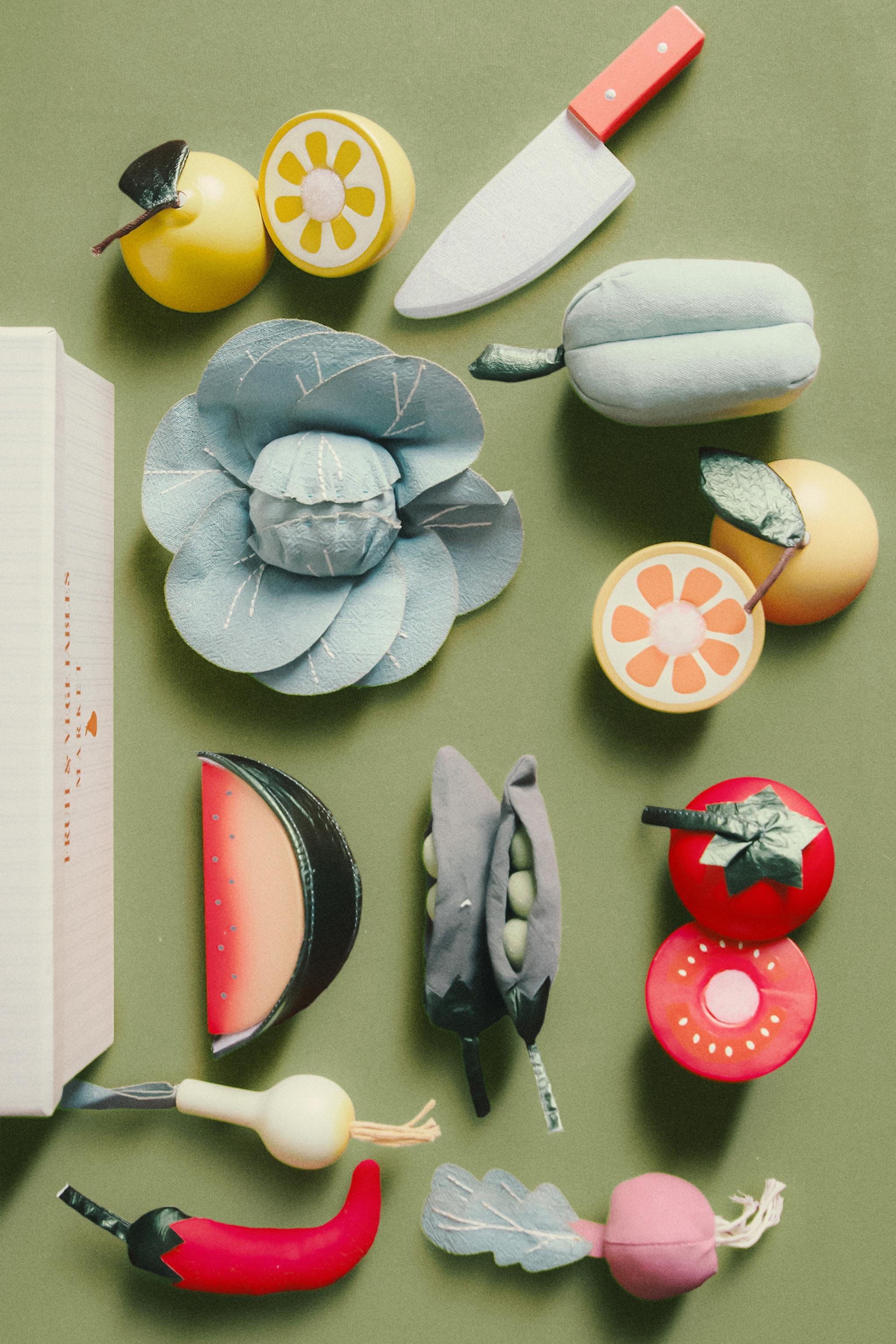 SHORT WOOL COAT WITH HIGH NECK