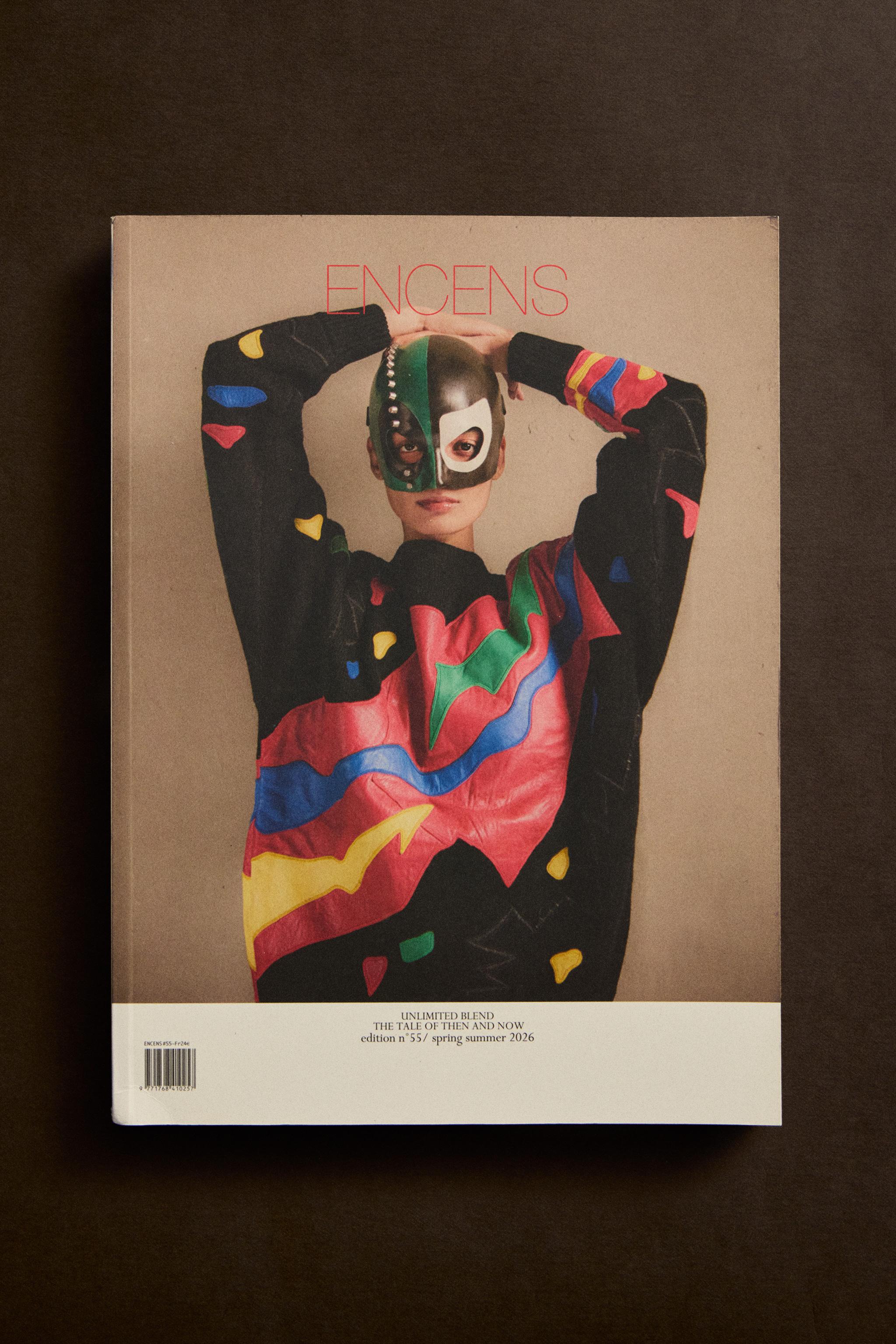 ENCENS magazine N°44 2020 洋書 ENCENS N55 MAGAZINE (ENGLISH) - Negro / Fucsia | ZARA Estados