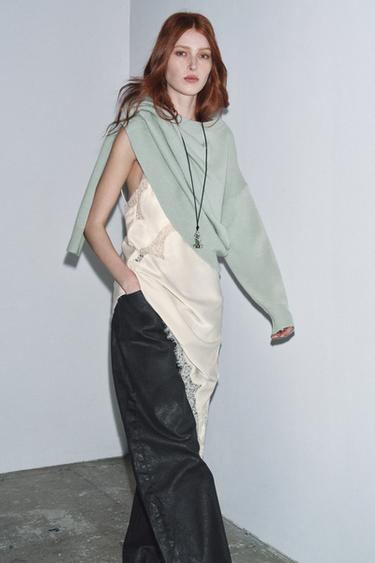 ZW COLLECTION CRACKLED LOW-RISE BARREL JEANS - Black by Zara - Image 4