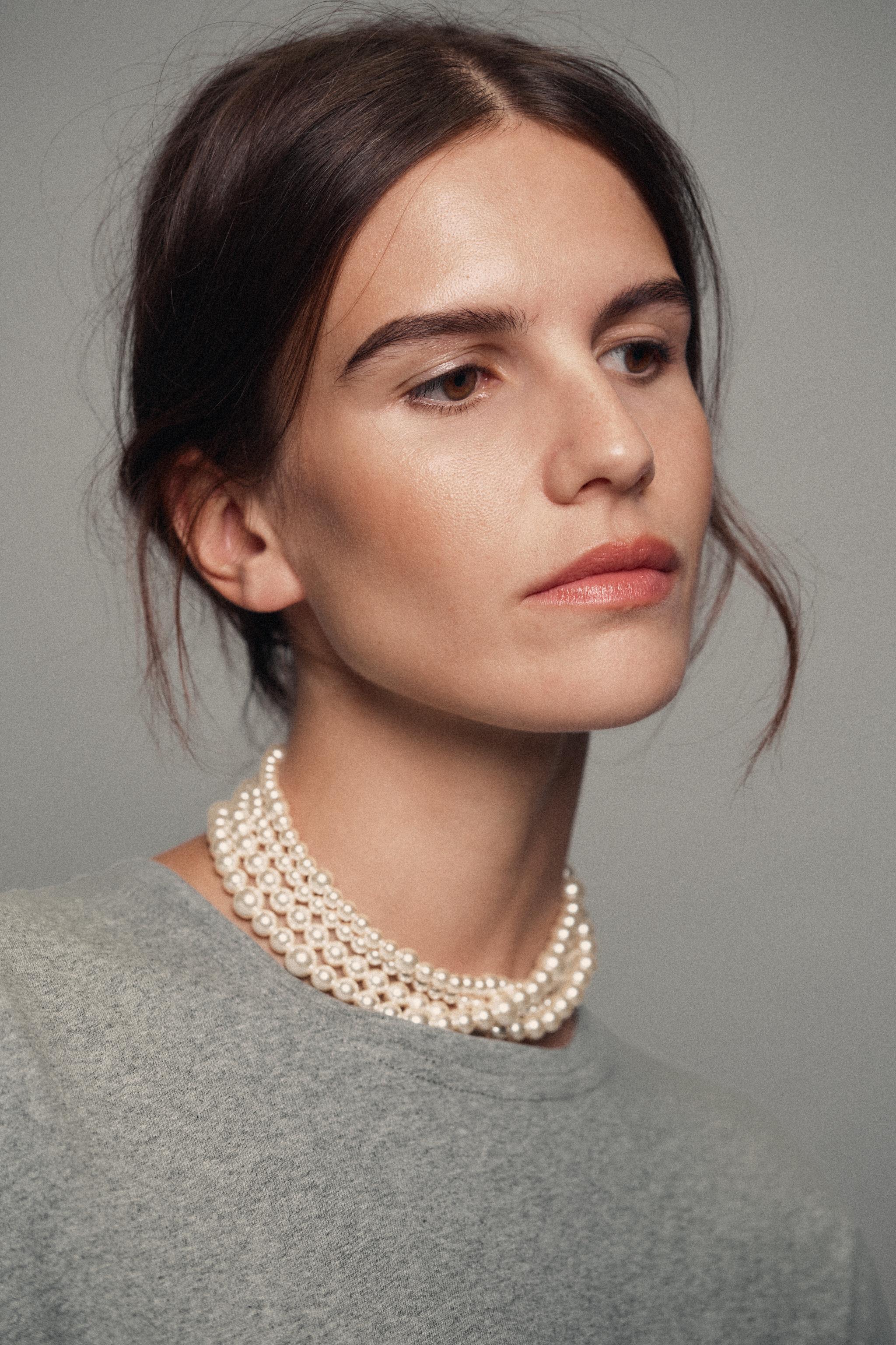 Zara DÖRT SIRALI SUNİ İNCİLİ CHOKER KOLYE görsel 2