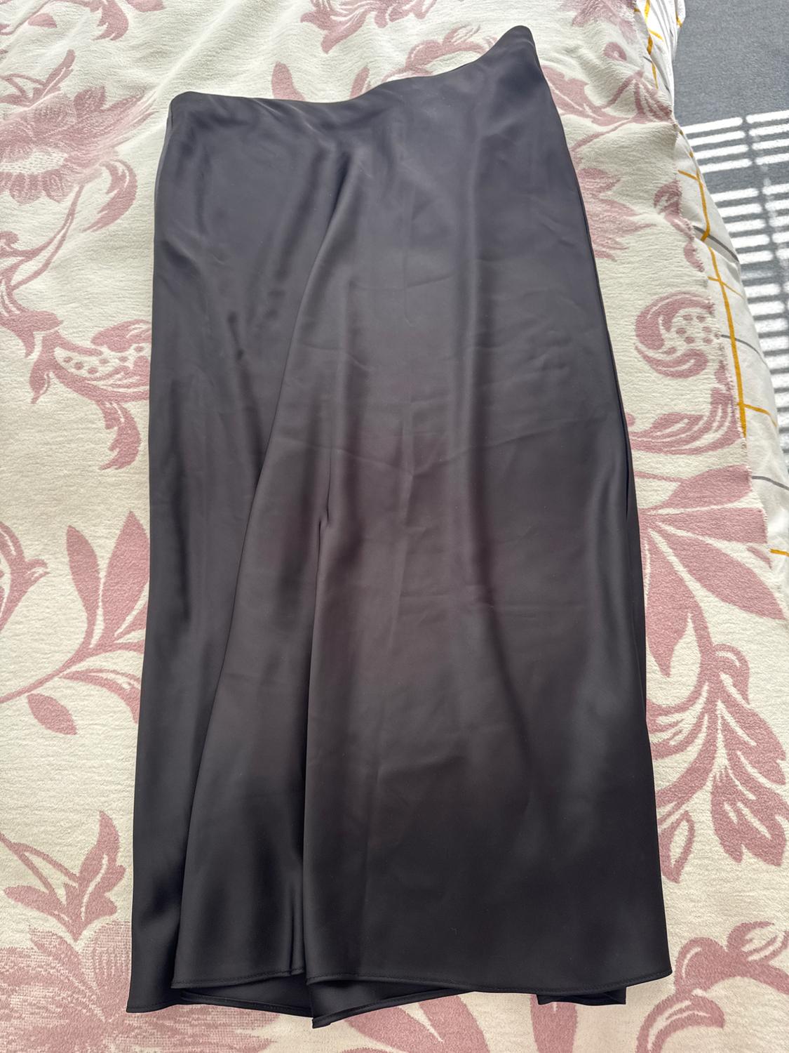 SATIN SKIRT - Image 2