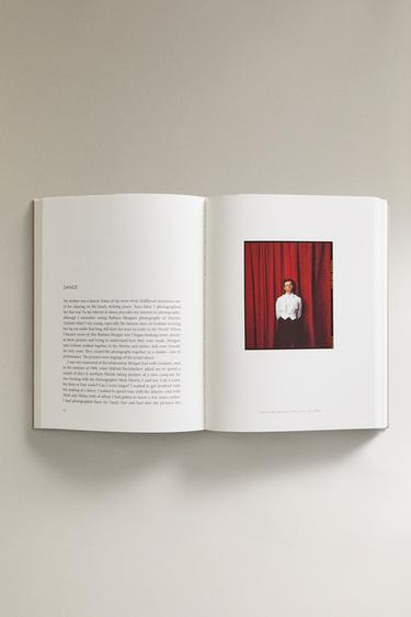 ANNIE LEIBOVITZ AT WORK BOOK - Light beige by Zara - Image 3