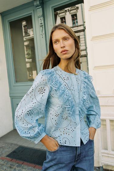 CHEMISE BRODERIES PERFORÉES - Bleu pastel de Zara - Image 5