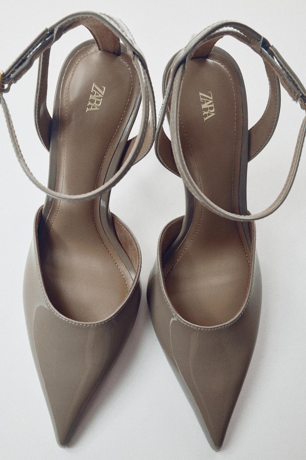 PATENT-EFFECT HEELED SHOES
