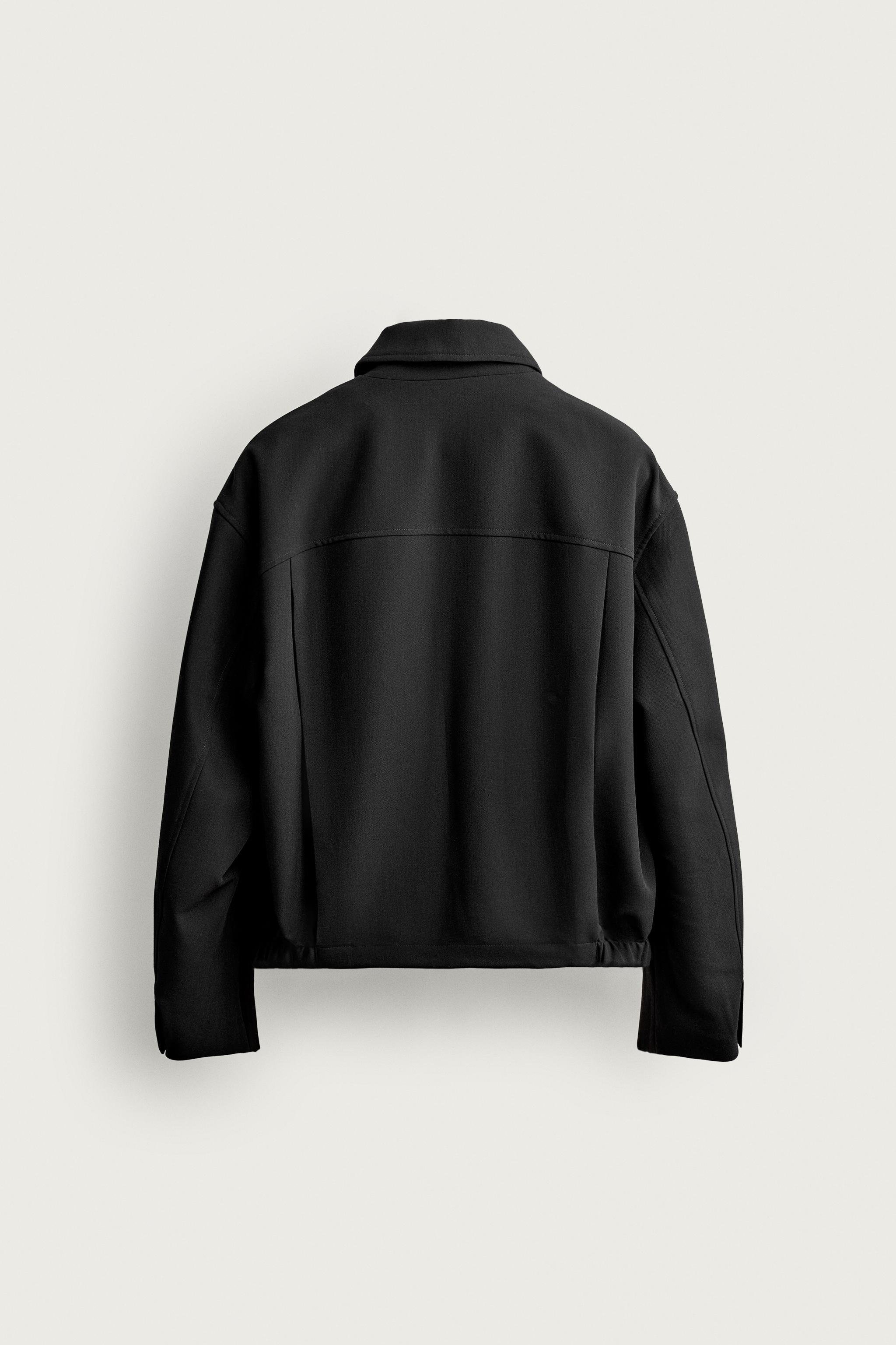 RELAXED FIT PLEATED JACKET