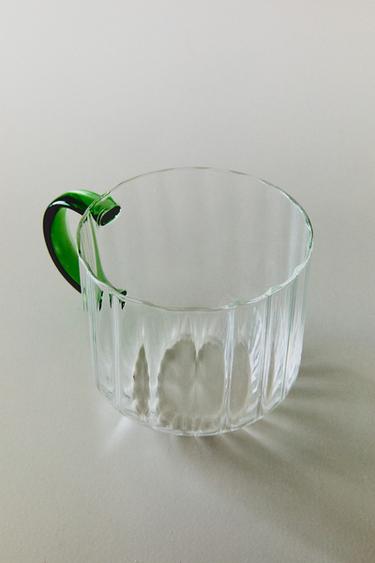 BOROSILICATE GLASS MUG WITH RAISED DESIGN - Green by Zara