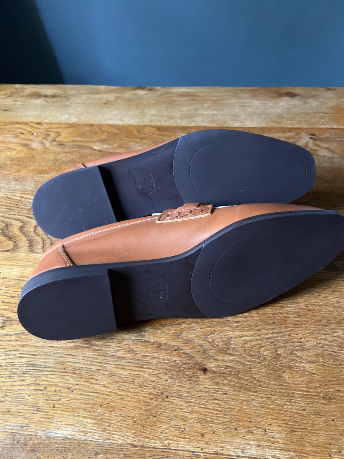 CONTRAST COLOUR LOAFERS - Image 7