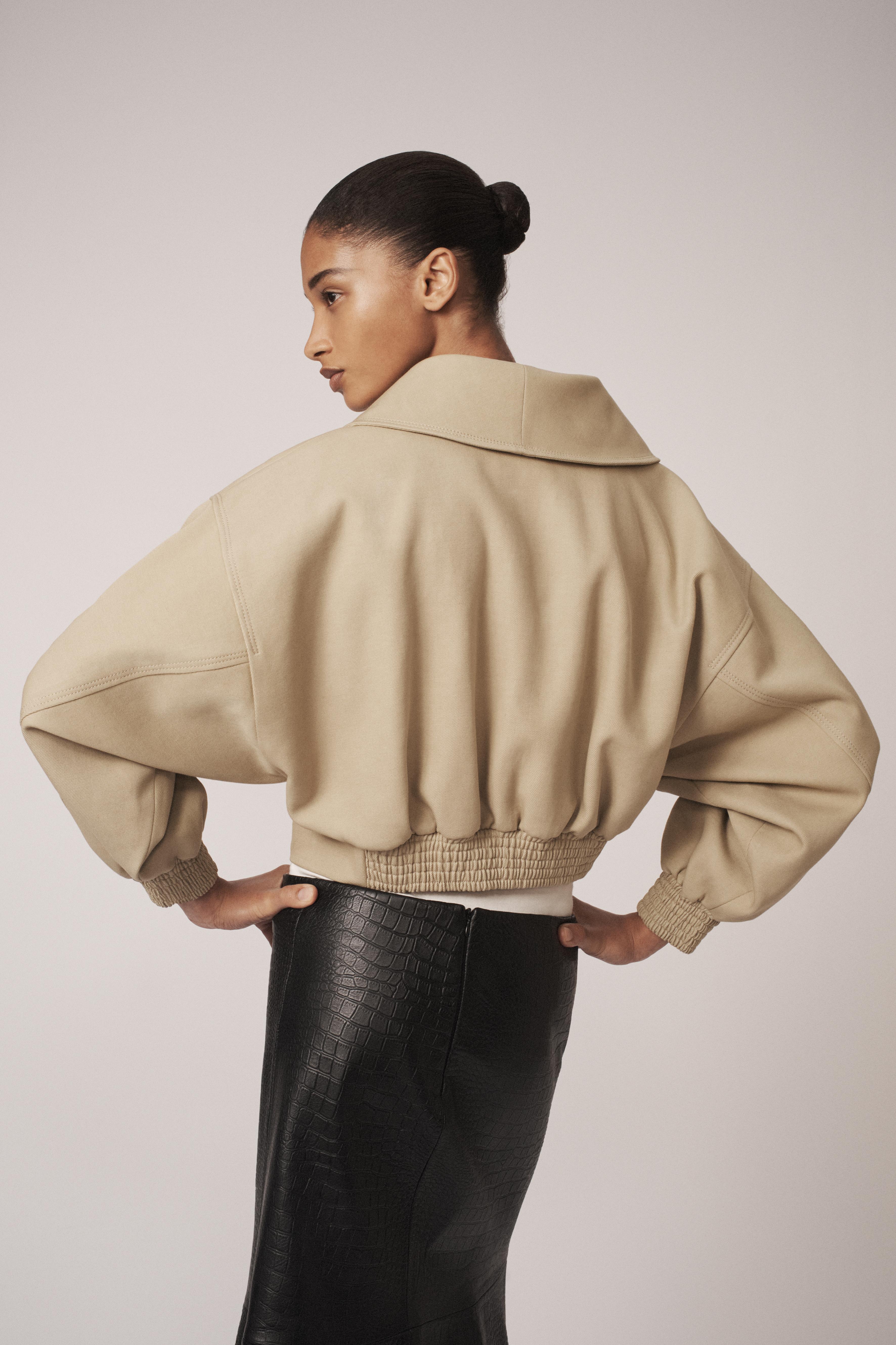 クロップド丈ジャケット - THE ITEM ZARA WOMAN - ベージュ | ZARA