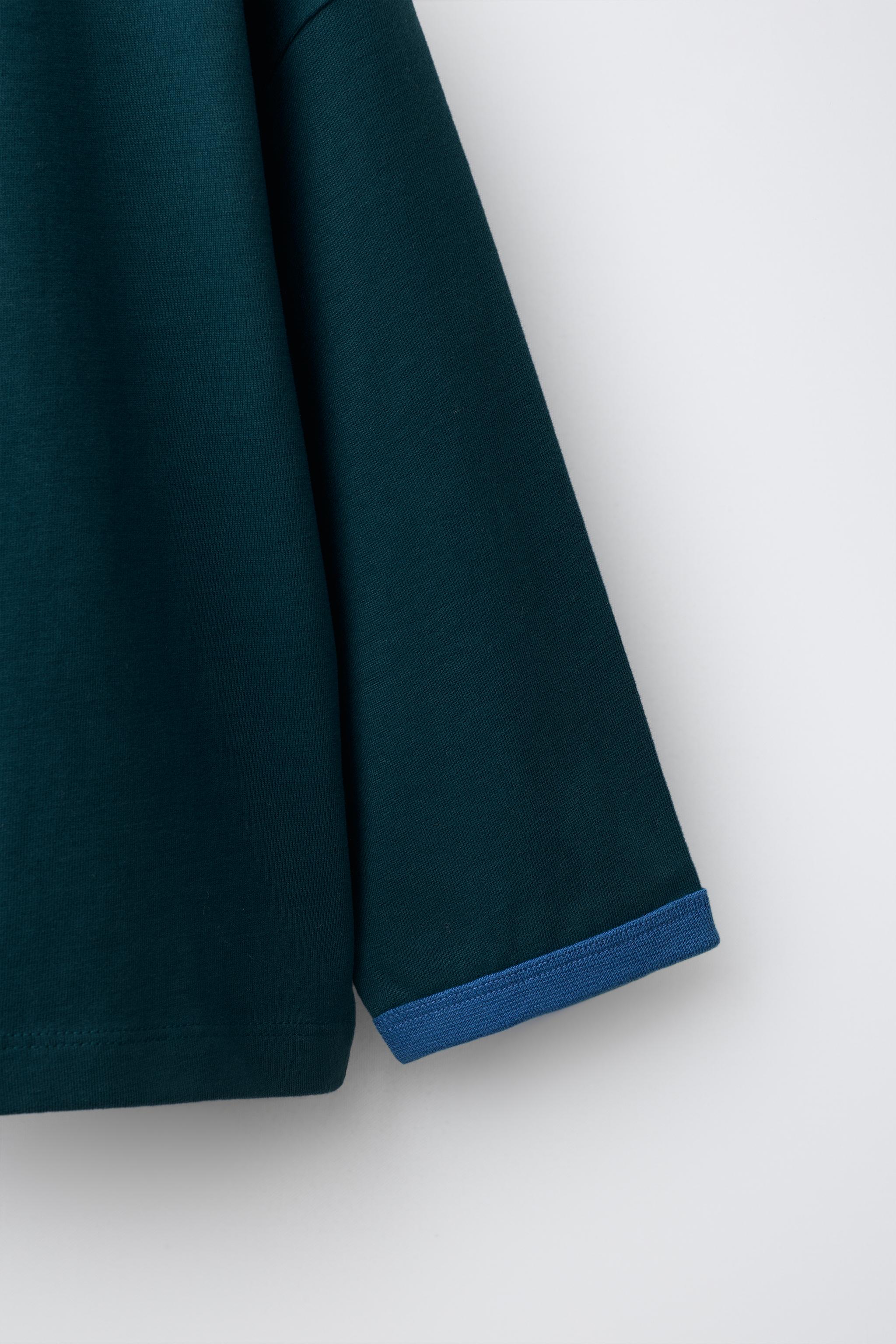 CONTRAST PIPING T-SHIRT
