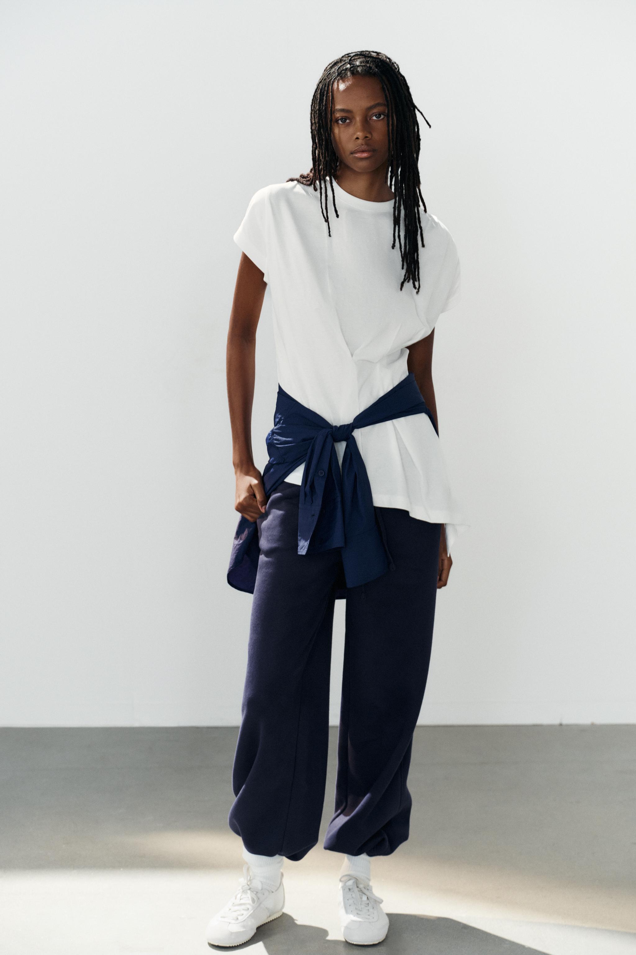 ASYMMETRIC PLEATED T-SHIRT — White