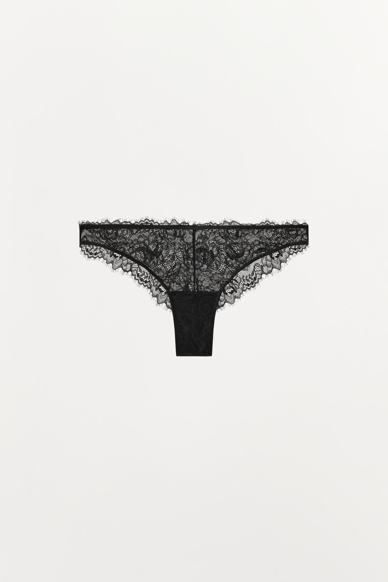 LACE PANTIES — Black