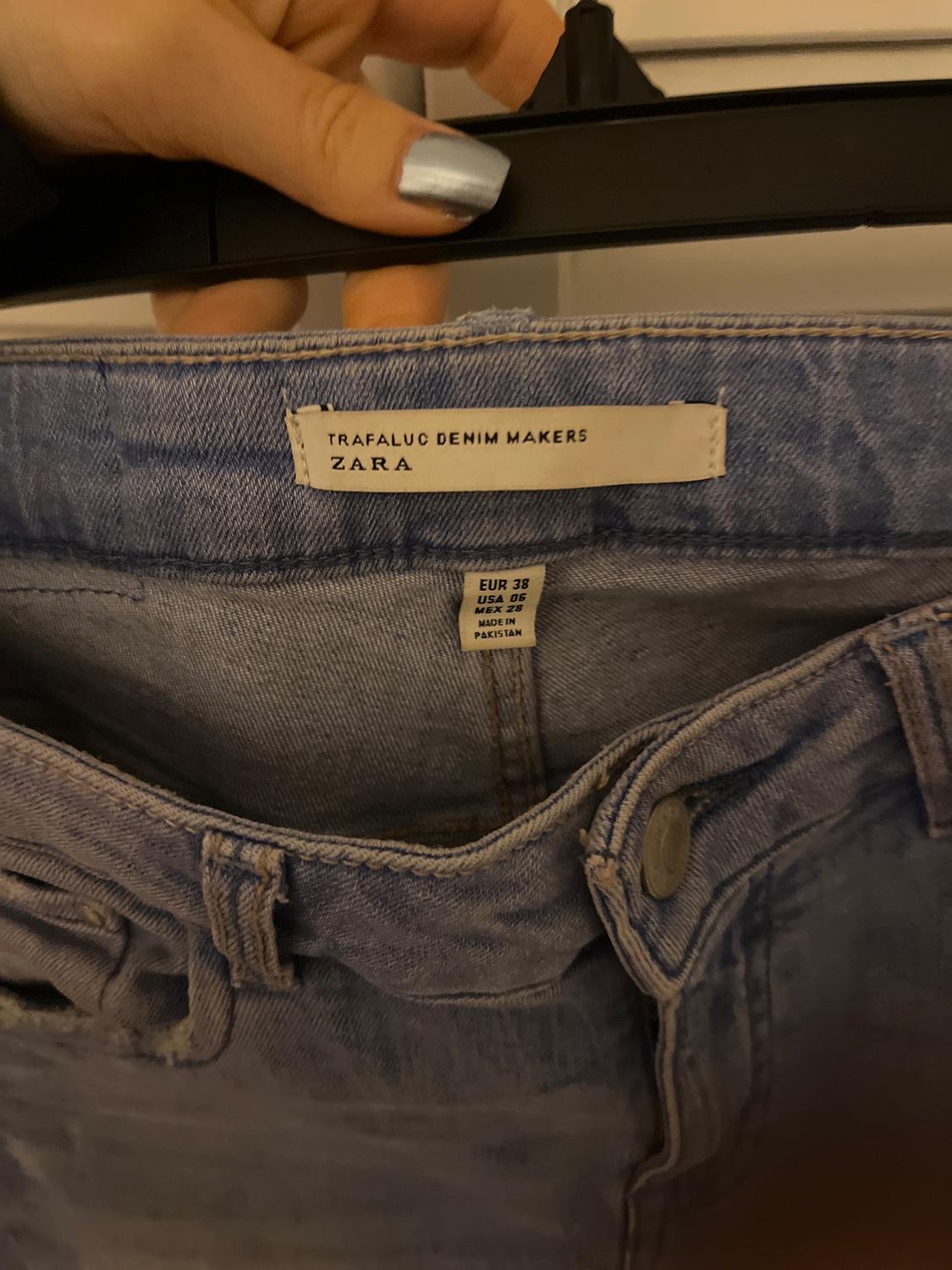 JEANS - Image 4