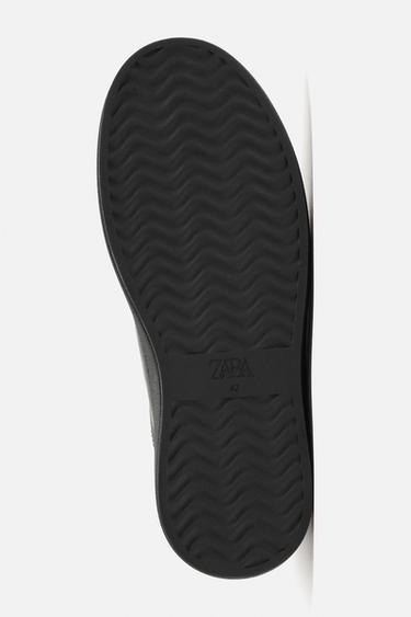 LEDERSNEAKER MIT VOLUMEN - Schwarz von Zara