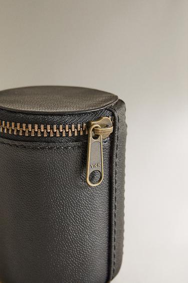 TROUSSE EN CUIR CYLINDRIQUE - Noir de Zara - Image 3