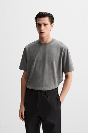 تيشرت HEAVY WEIGHT بأكمام قصيرة - رمادي فيجوريه الخاص بـ Zara