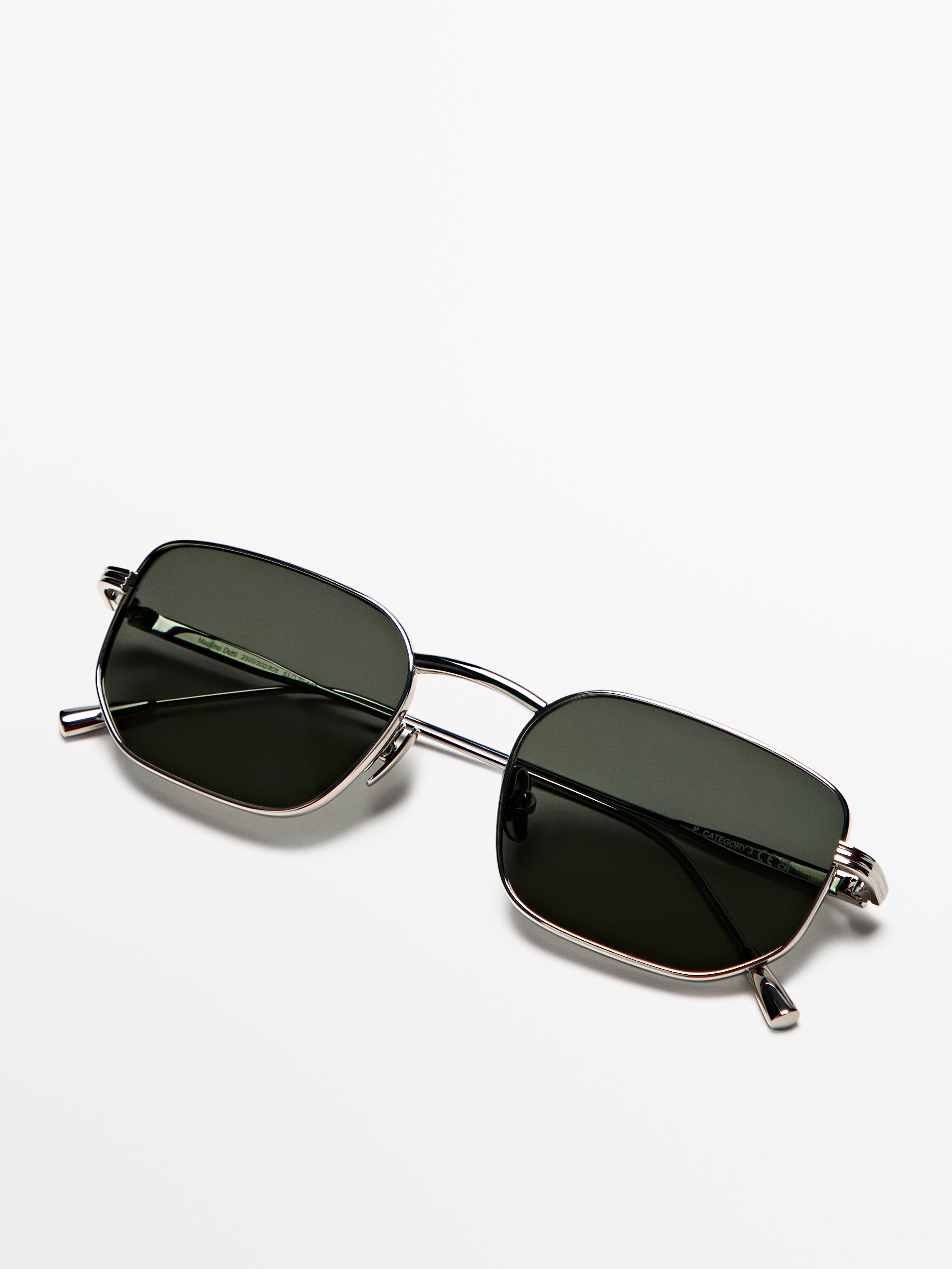 Square metal sunglasses