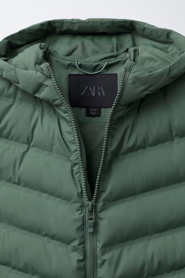 DOUDOUNE SANS MANCHES ULTRALÉGÈRE À CAPUCHE DÉPERLANTE - Kaki clair de Zara - Image 4