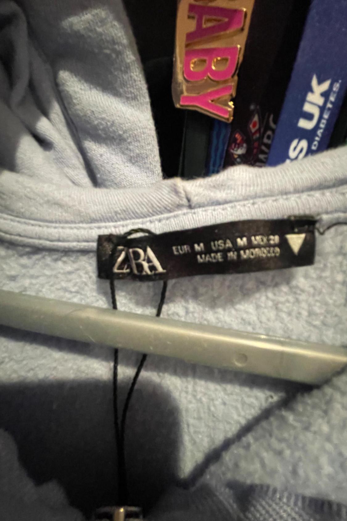 CUT OUT SWEATSHIRT - Image 3