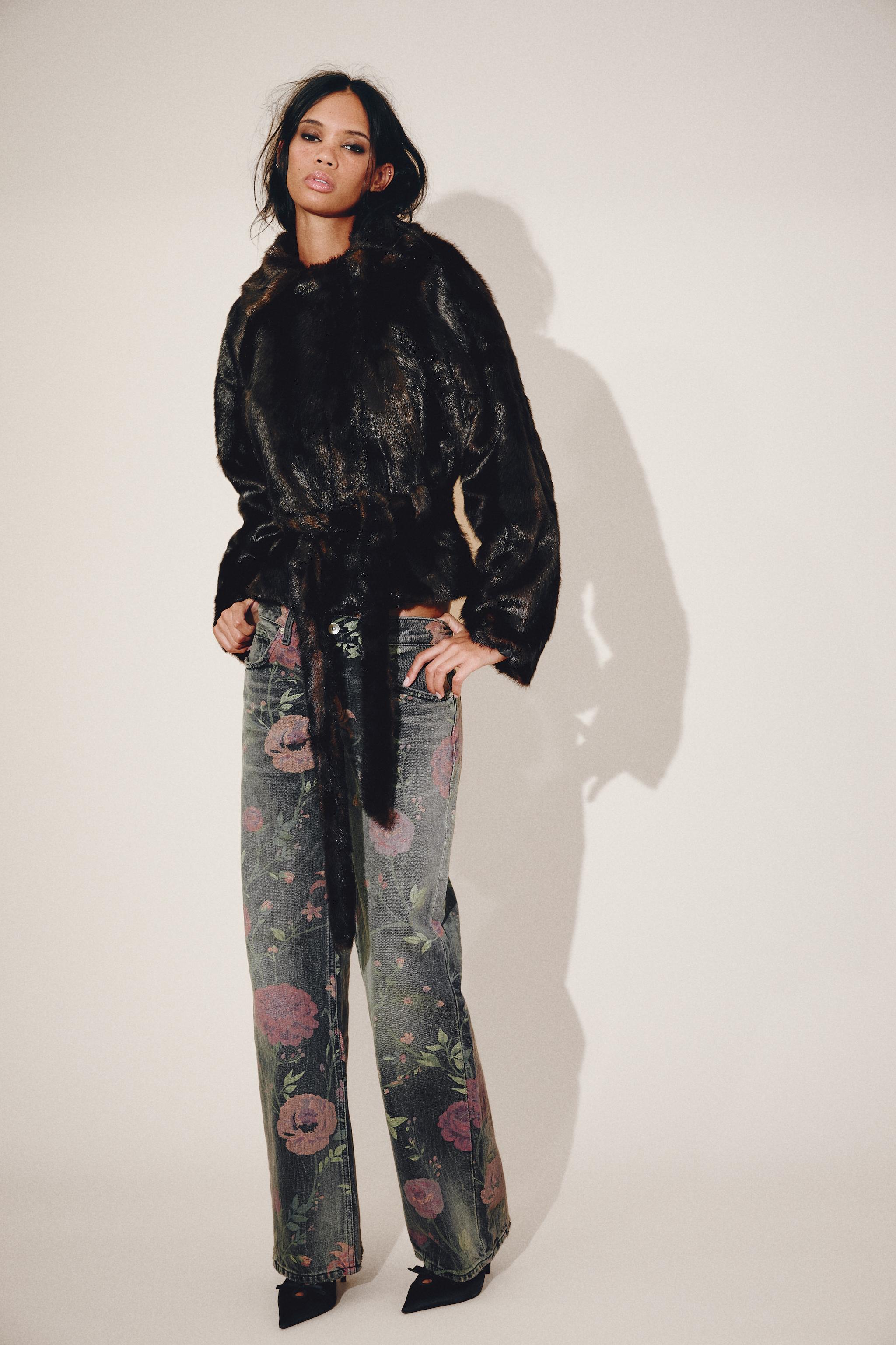 jeans loose fit taille basse à fleurs trf