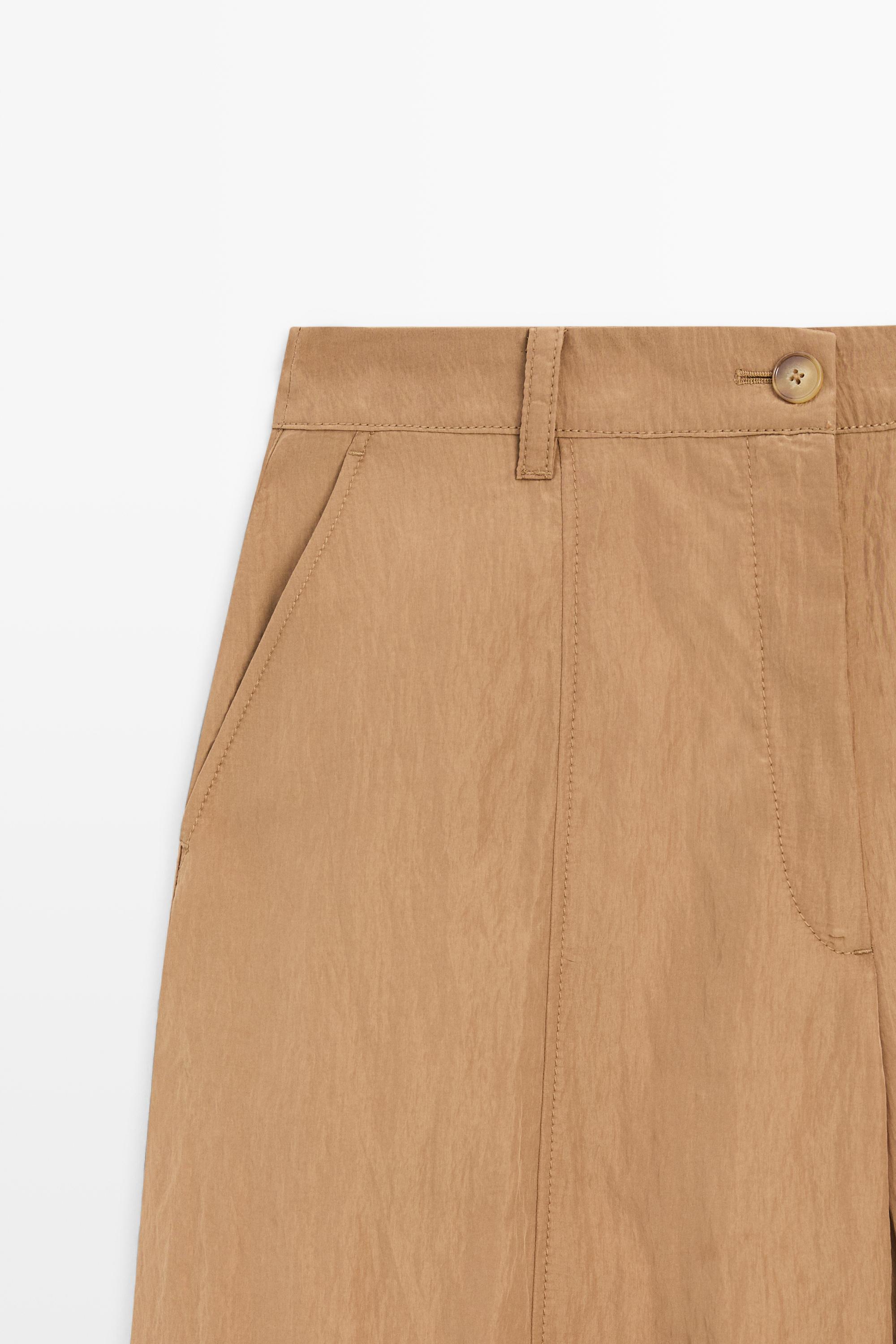 Lightweight barrel fit trousers