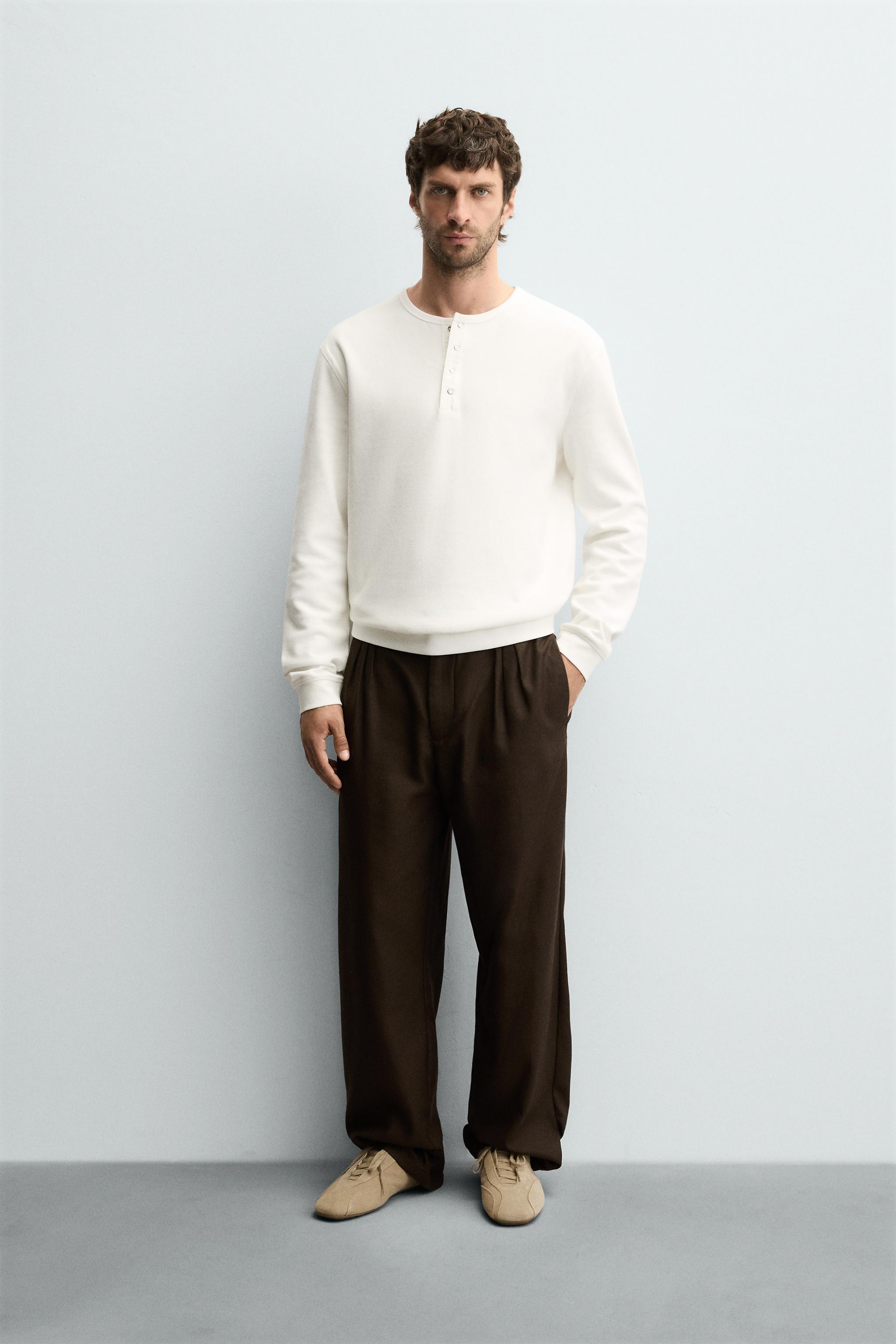 RIBBED BUTTON-FRONT TOP