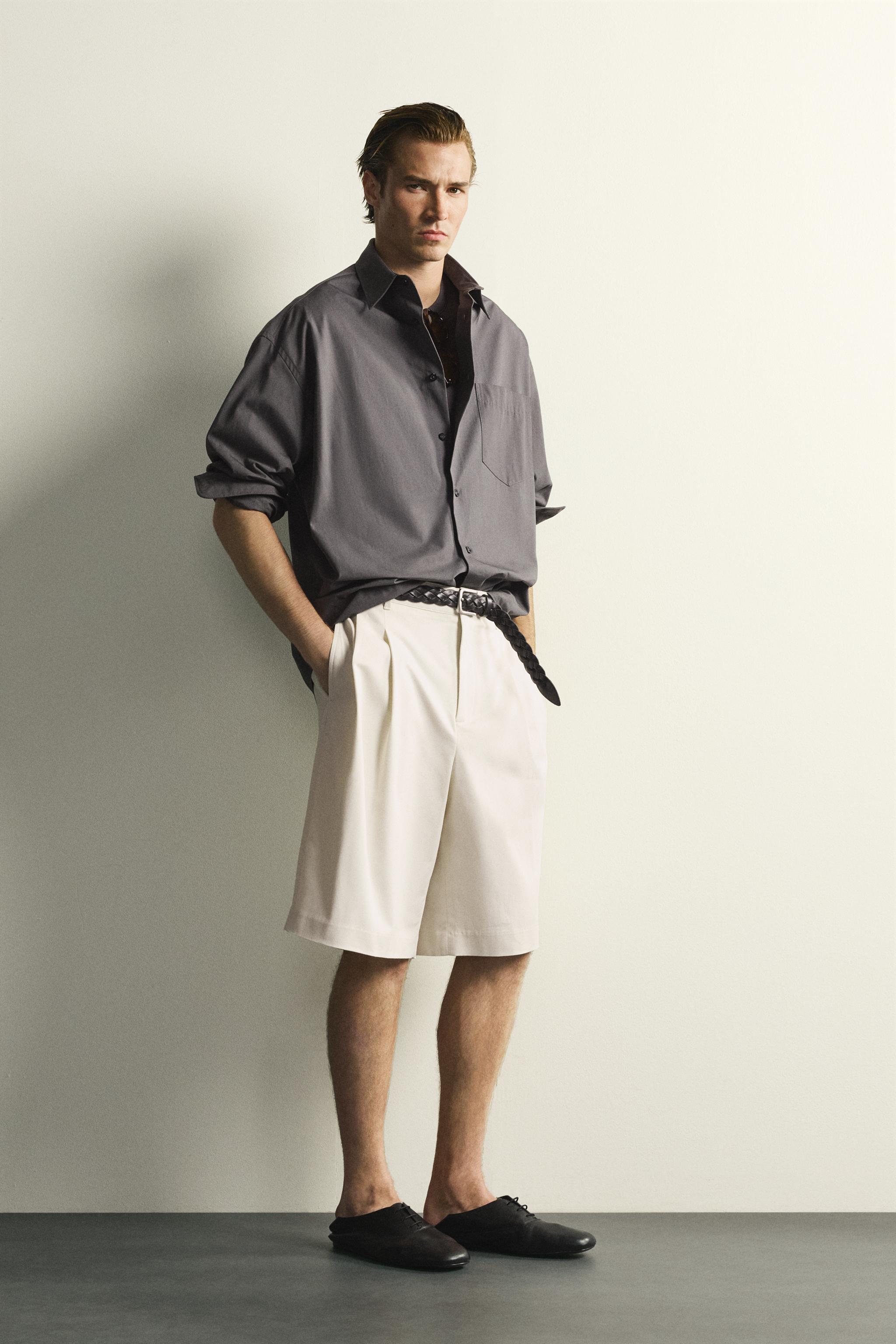 WIDE FIT PLEATED SHORTS