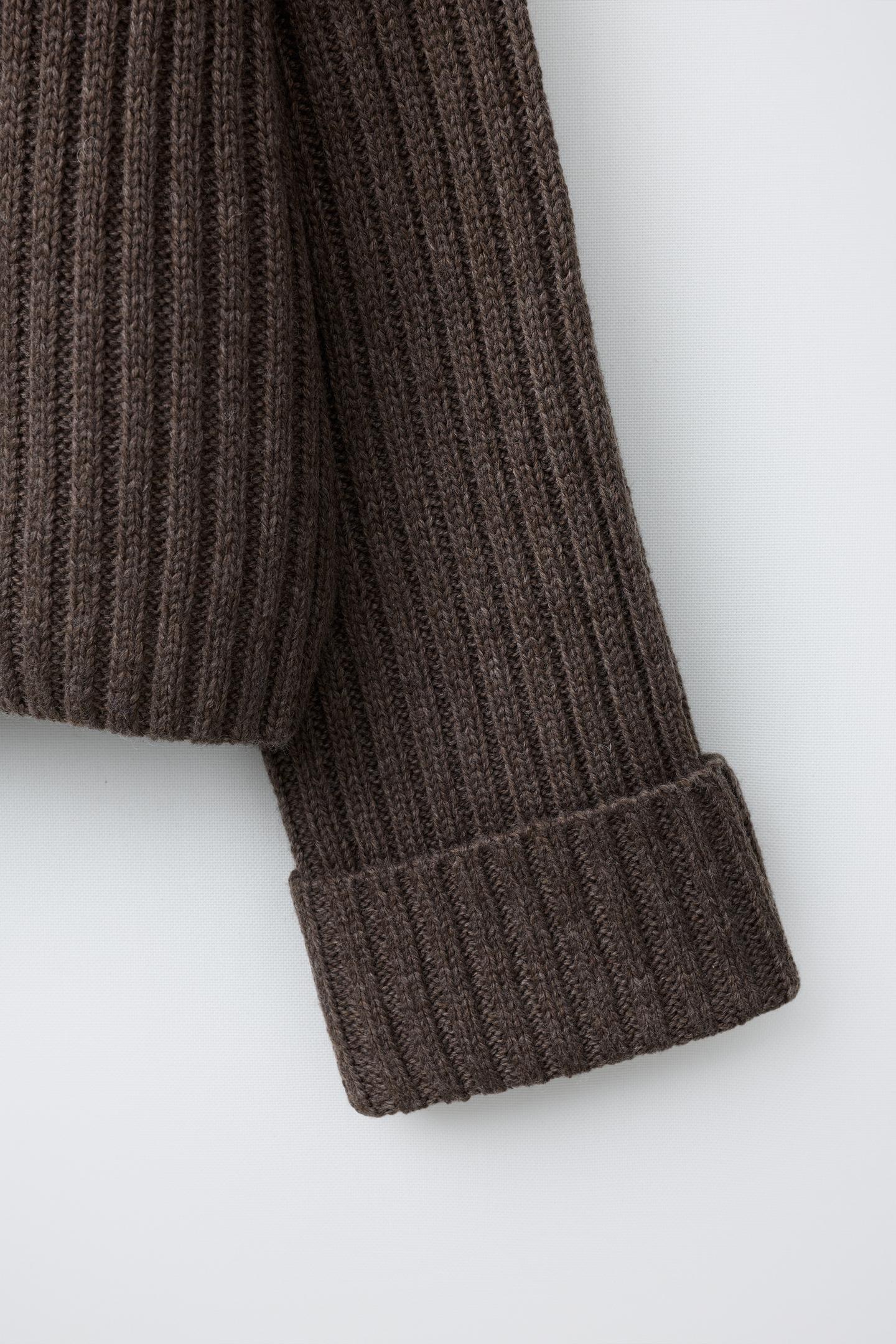 Детский свитер Zara Wool-Blend Studded Turtleneck, цвет: Коричневый — фото 4