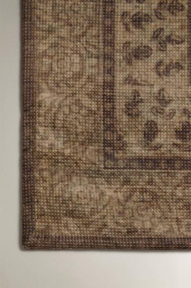 TAPIS FLEURI VINTAGE - Marron de Zara - Image 2